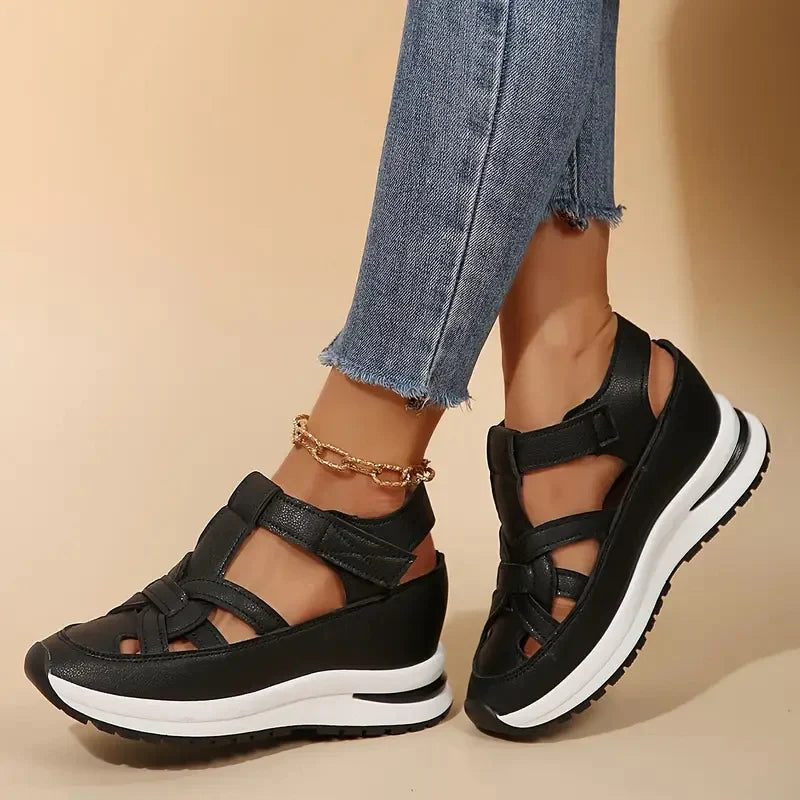 Luvora North Orthopädische Sandalen