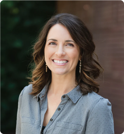 Dr. Laura Schneider